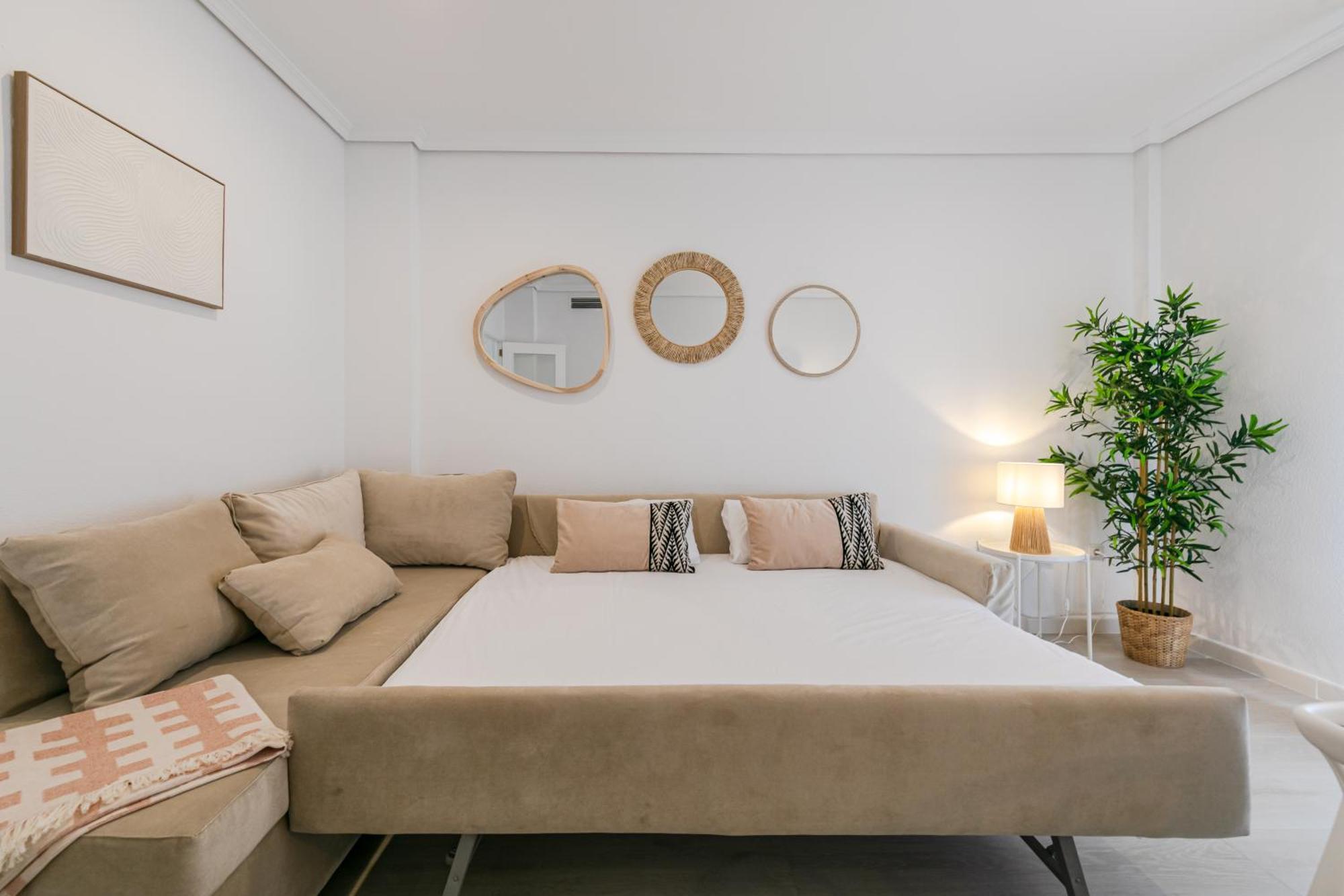 Isg Apartments Becquer Free Parking Inside The Building Seville Luaran gambar